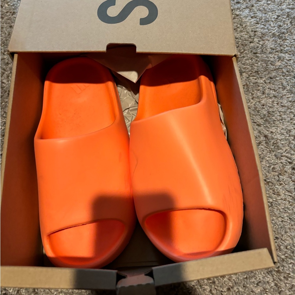 Yezzy slides